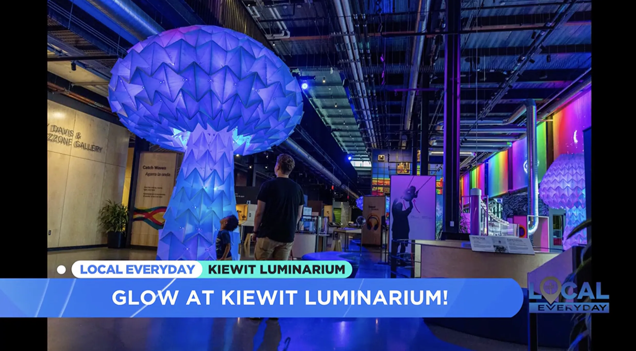 Illuminating Art and Science: Omaha's Kiewit Luminarium Hosts GLOW